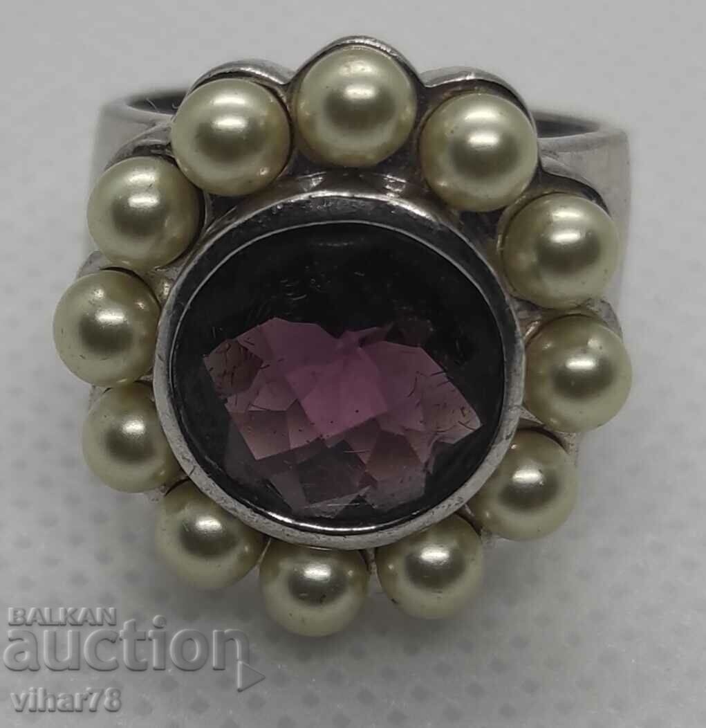 VERY BEAUTIFUL SILVER WOMEN'S RING WITH AMETHYST with price 139.99 BGN | € 71.58 VERY BEAUTIFUL SILVER WOMEN'S RING WITH AMETHYST with price 139.99 BGN | € 71.58