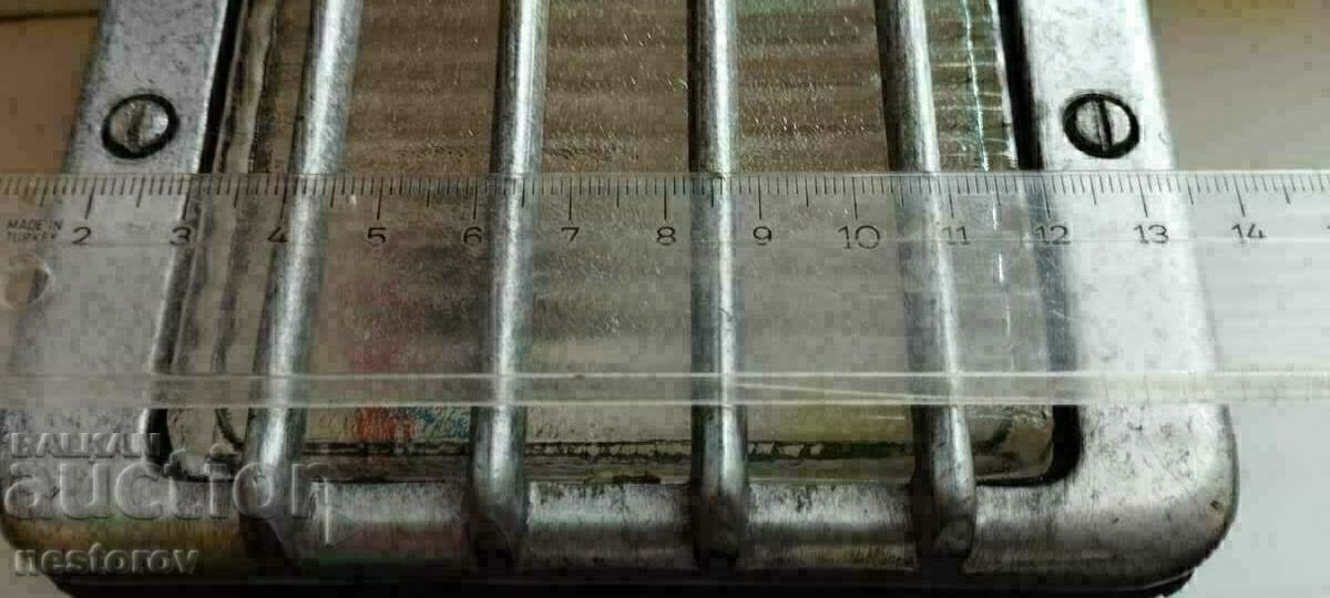 Доставка на ПЛАФОН/ЛАМПА ОТ ВОЕННА ТЕХНИКА