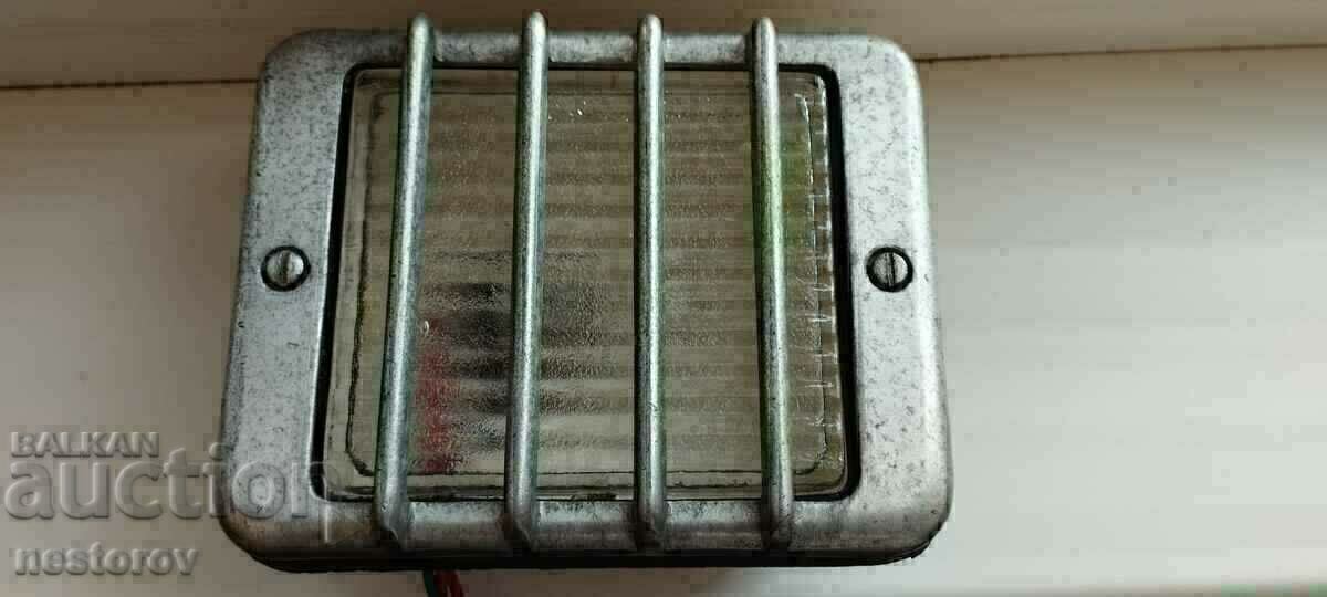 ПЛАФОН/ЛАМПА ОТ ВОЕННА ТЕХНИКА