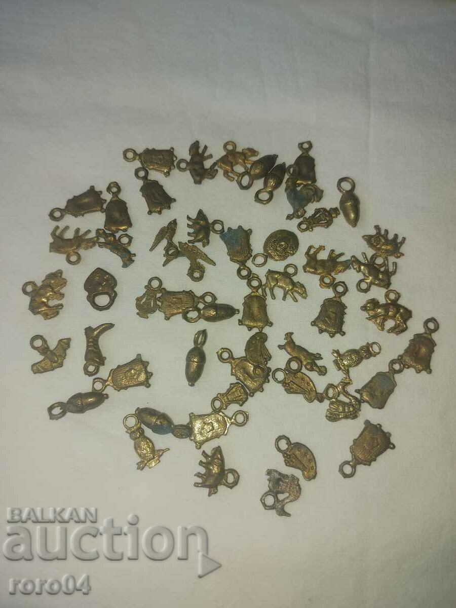 Livrarea COLIER - PENDANTE - BRONZ - 104 GRAME Livrarea COLIER - PENDANTE - BRONZ - 104 GRAME