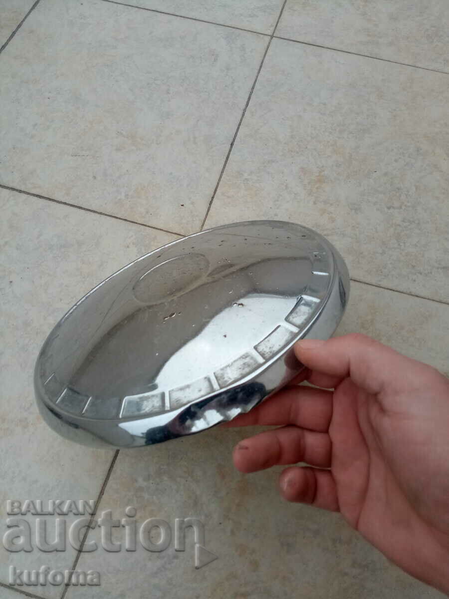 Стар тас с цена € 5.10 | 9.97 лв.