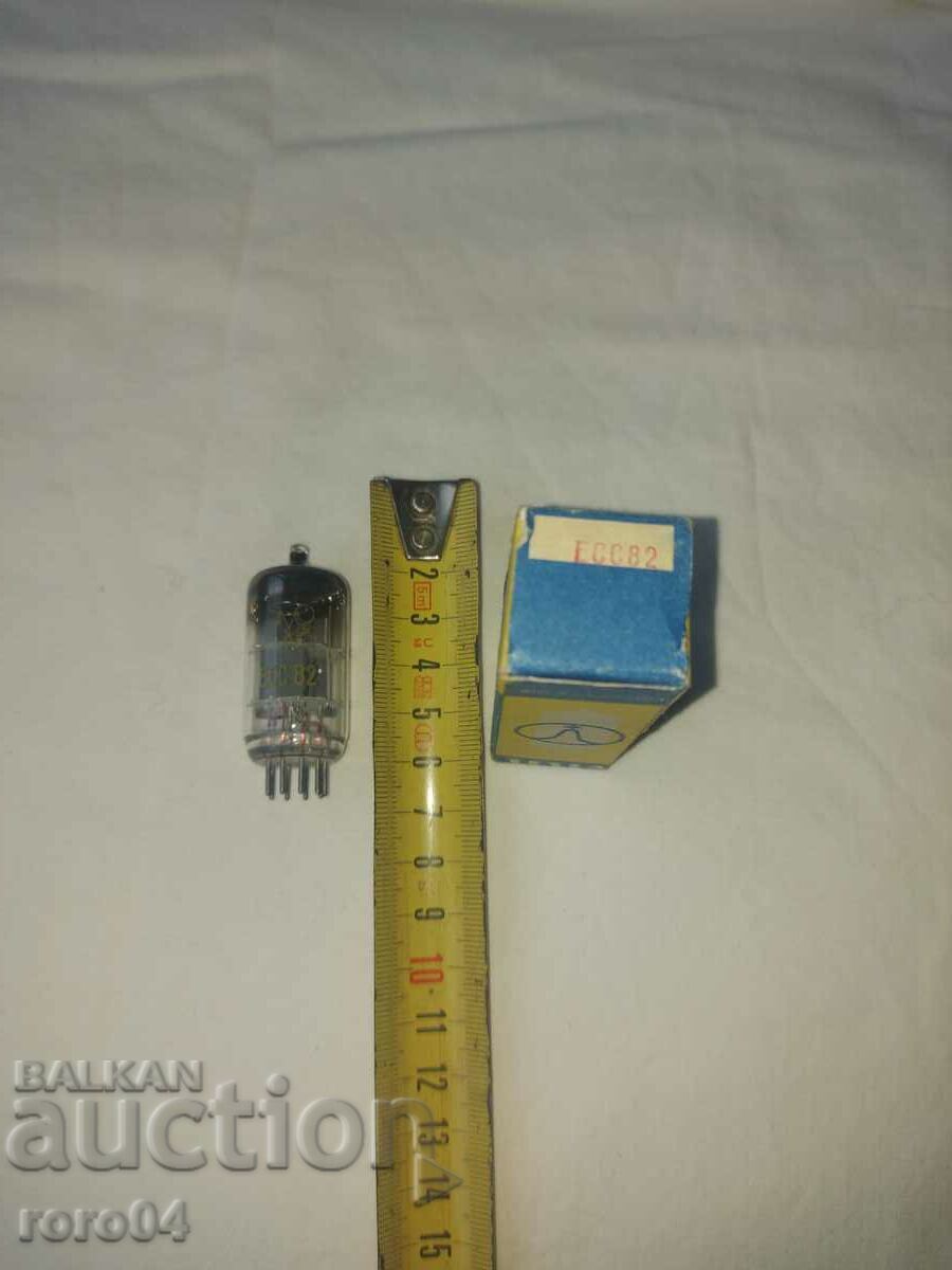 TESLA ECC 82 RADIO LAMP - NEW - 5