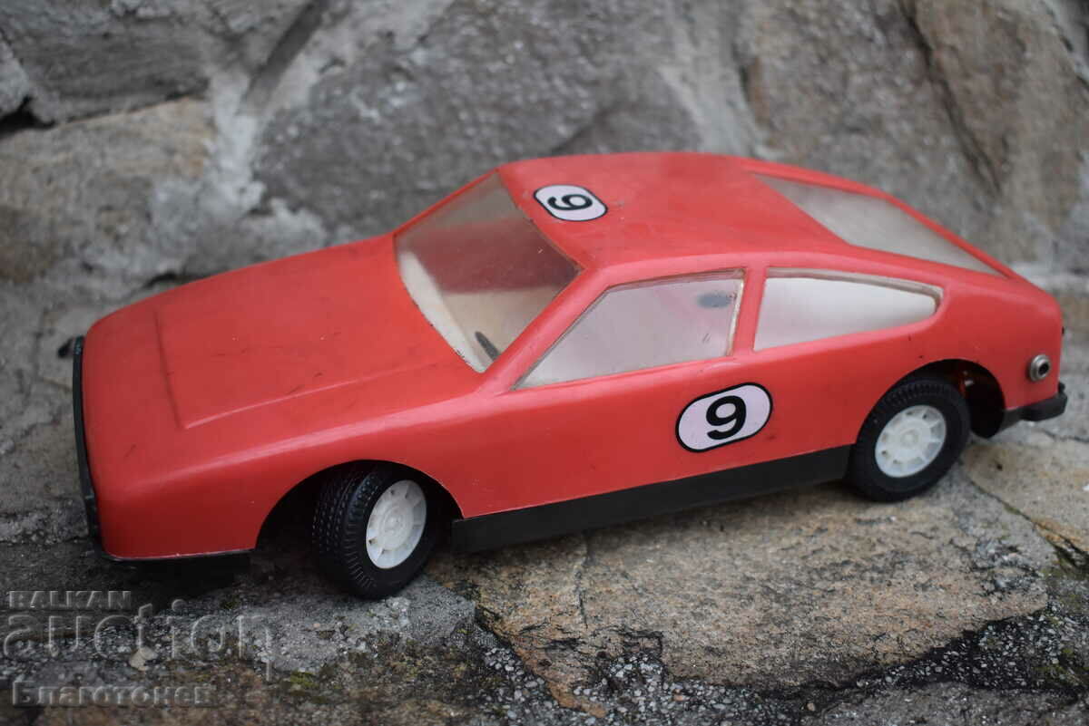 Παλαιό αυτοκίνητο παιχνίδι με τιμή 25.00 BGN | € 12.78 Παλαιό αυτοκίνητο παιχνίδι με τιμή 25.00 BGN | € 12.78