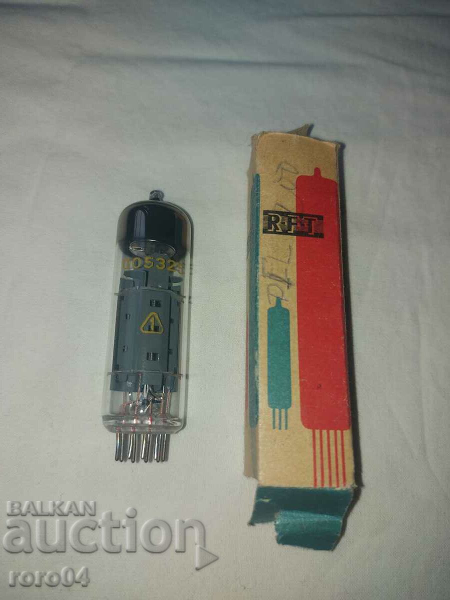 Auction RADIO LAMP R.F.T PFL 200 - NEW Auction RADIO LAMP R.F.T PFL 200 - NEW