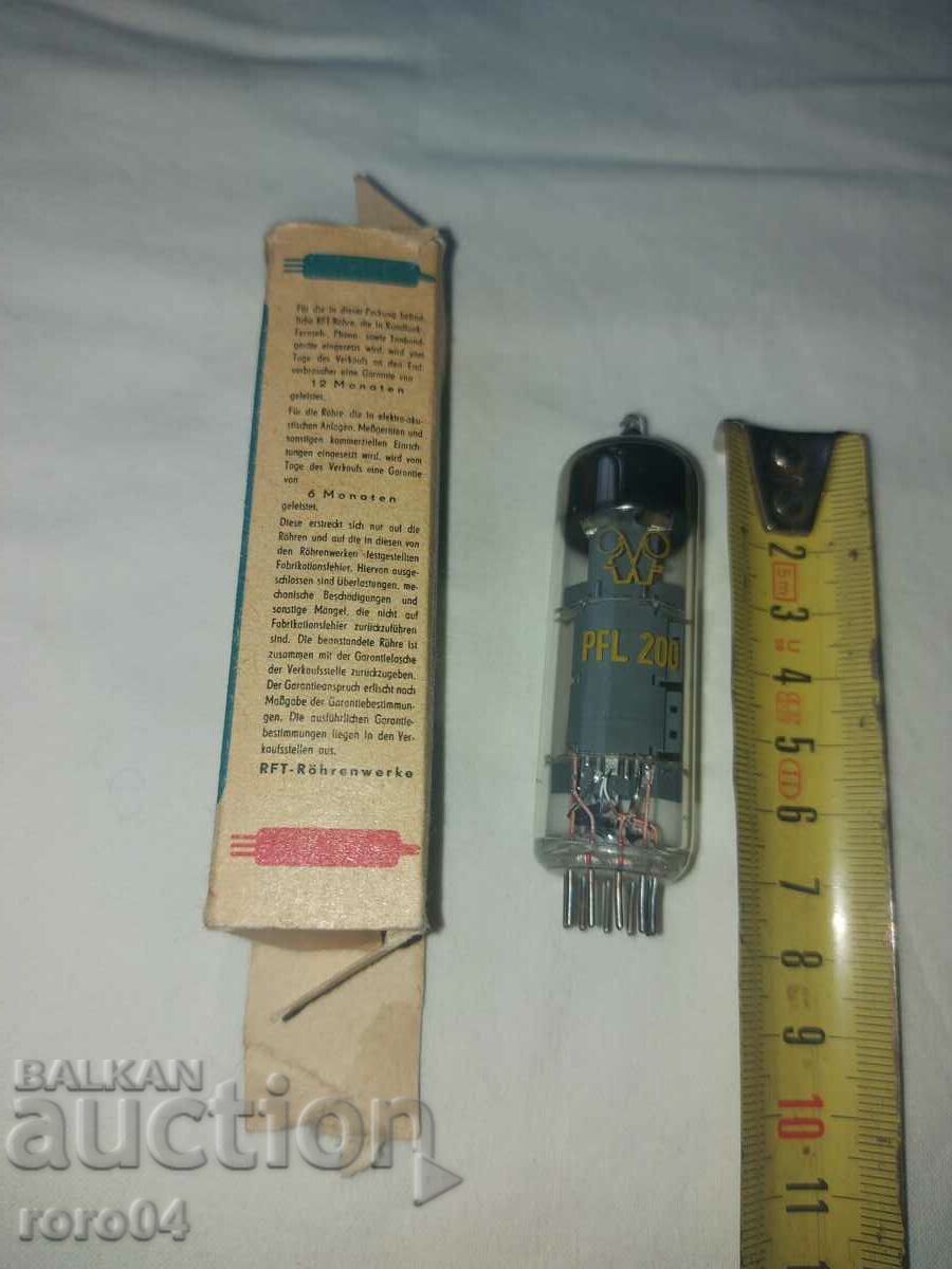 RADIO LAMP R.F.T PFL 200 - NEW - 6 RADIO LAMP R.F.T PFL 200 - NEW - 6