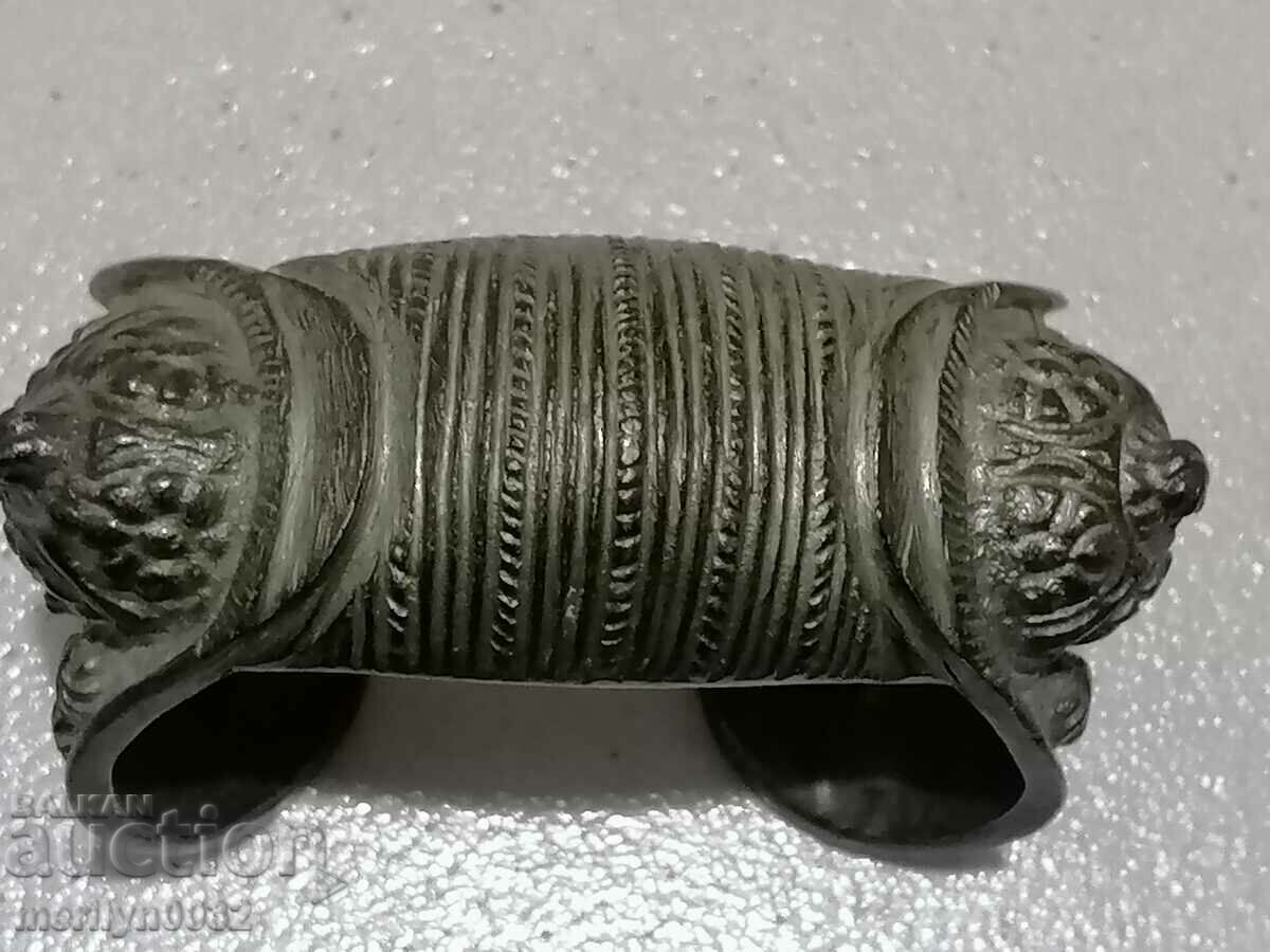 Αναγεννησιακό βραχιόλι τύπου rogatka από σαchan, κόσμημα bijou με τιμή 229.90 BGN | € 117.55 Αναγεννησιακό βραχιόλι τύπου rogatka από σαchan, κόσμημα bijou με τιμή 229.90 BGN | € 117.55