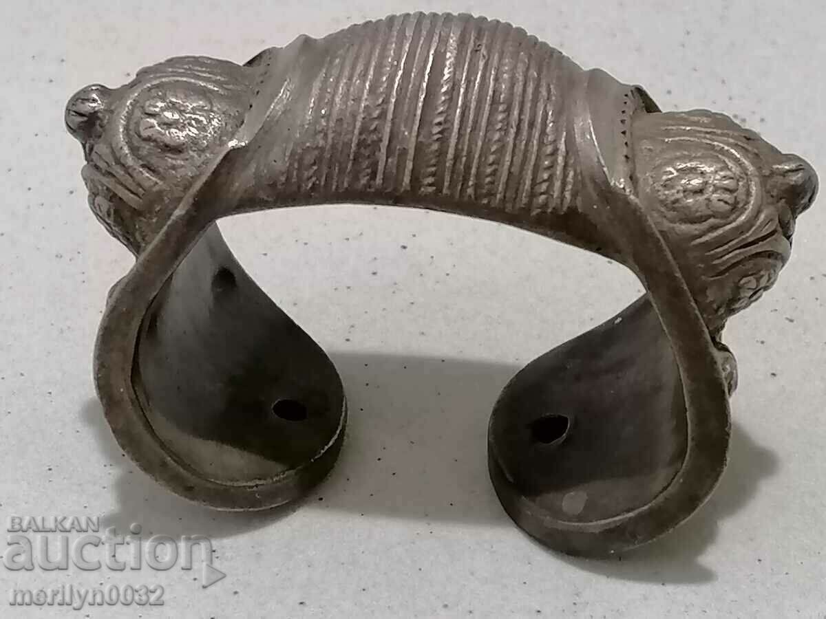 Revival Sachan slingshot bracelet, jewelry Large 142.0 grams with price 257.00 BGN | € 131.40 Revival Sachan slingshot bracelet, jewelry Large 142.0 grams with price 257.00 BGN | € 131.40