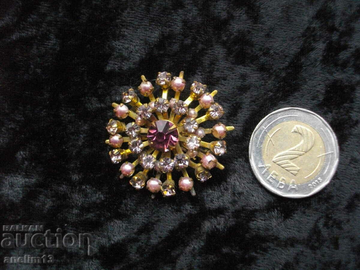 СТАРА БРОШКА - 7 СТАРА БРОШКА - 7