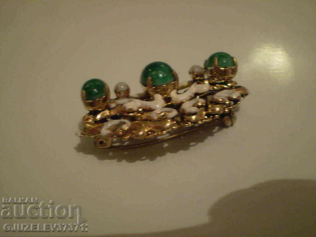 old beautiful lady's pin - brooch - 7 old beautiful lady's pin - brooch - 7