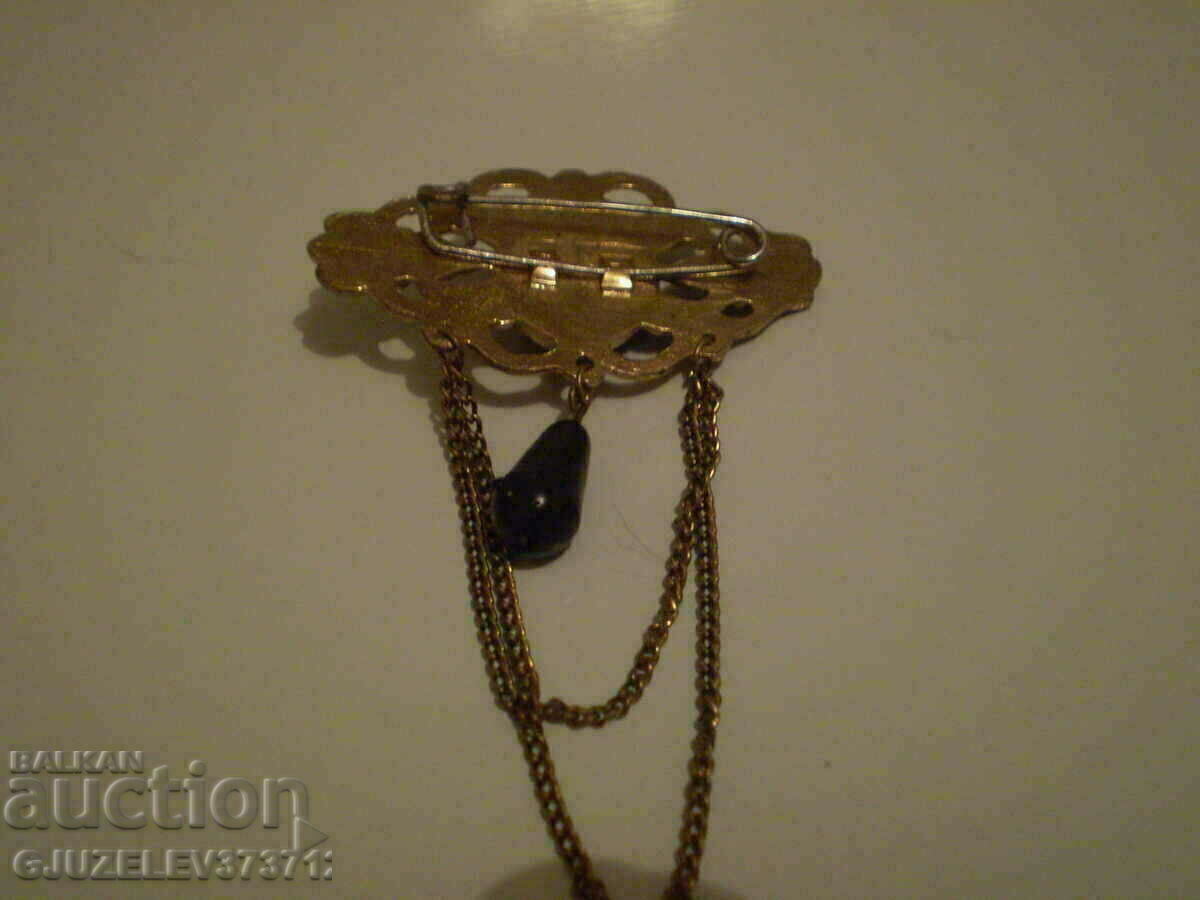 Аукцион Дамска брошка ретро винтидж стил Аукцион Дамска брошка ретро винтидж стил