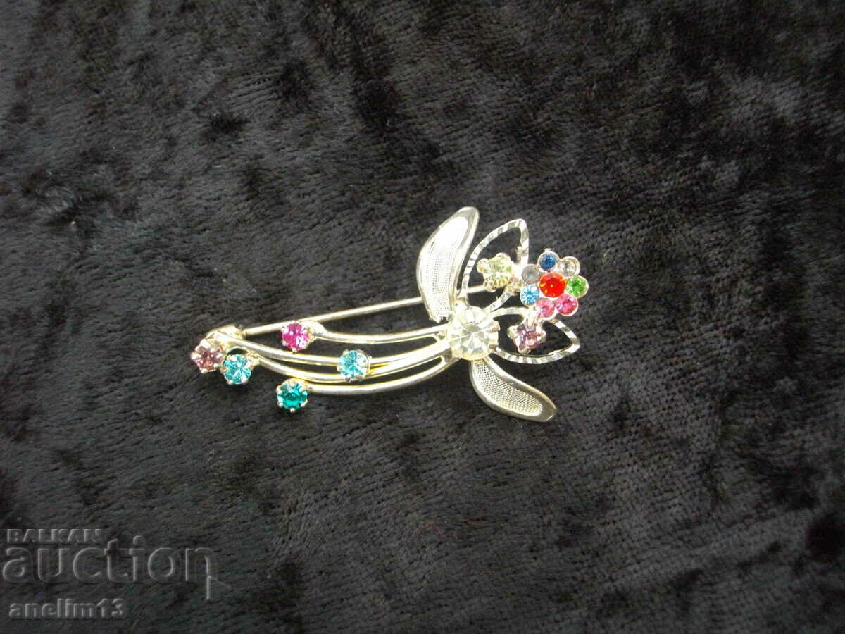 OLD SILVER BROOCH with price 20.00 BGN | € 10.23 OLD SILVER BROOCH with price 20.00 BGN | € 10.23