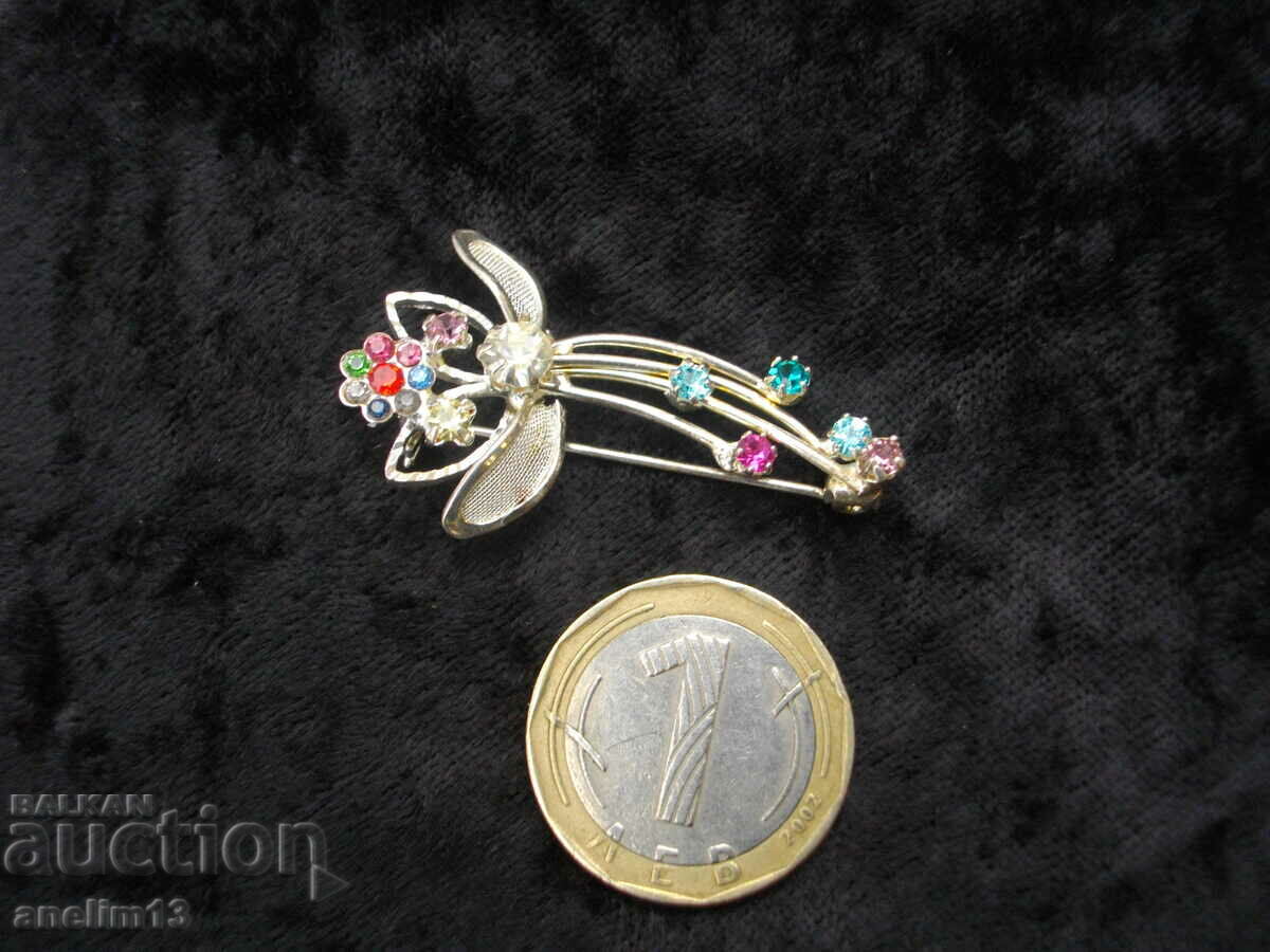 OLD SILVER BROOCH - 7 OLD SILVER BROOCH - 7