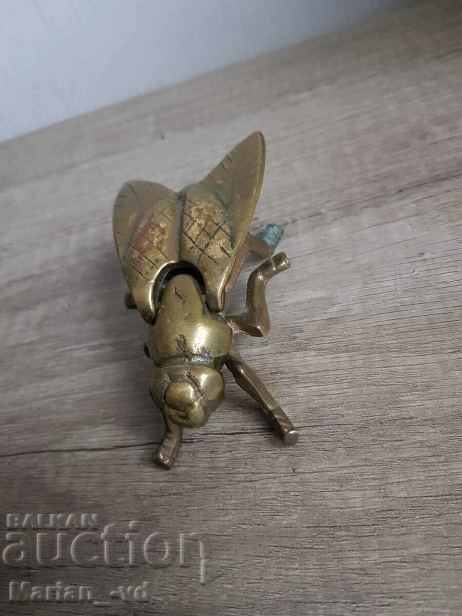 Brass ashtray fly - 5 Brass ashtray fly - 5