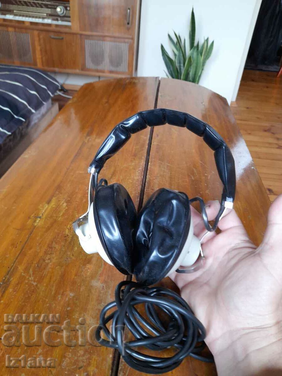 Old headphones TDS-1 with price 40.00 BGN | € 20.45 Old headphones TDS-1 with price 40.00 BGN | € 20.45