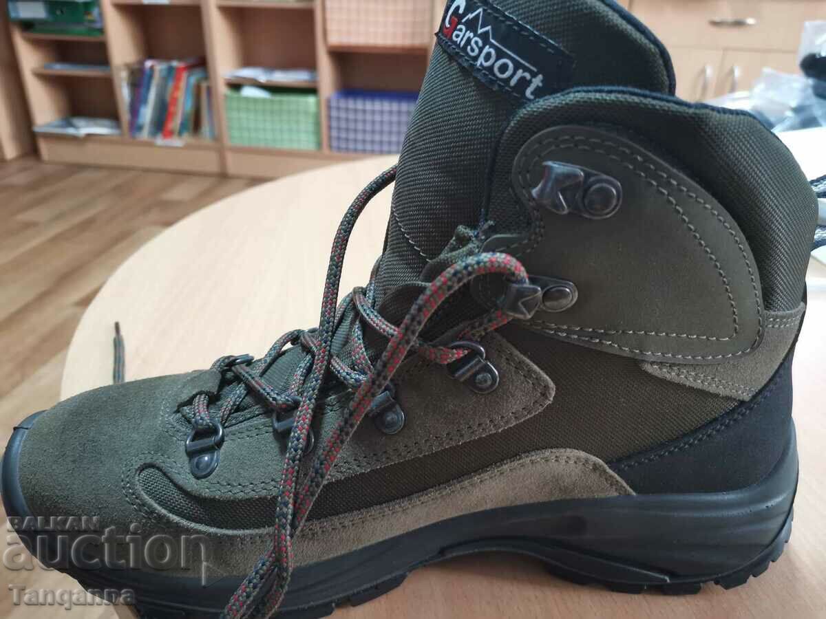 Licitație Pantofi de munca nou numarul 39