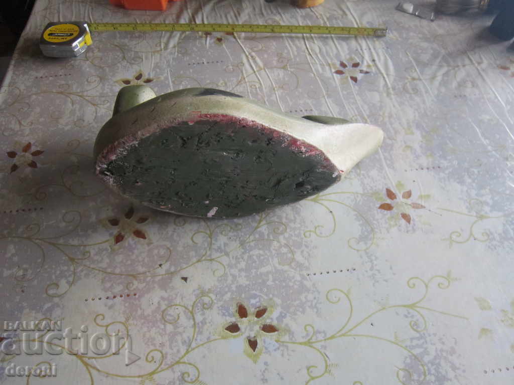 Auction Amazing wooden swan duck figure Auction Amazing wooden swan duck figure