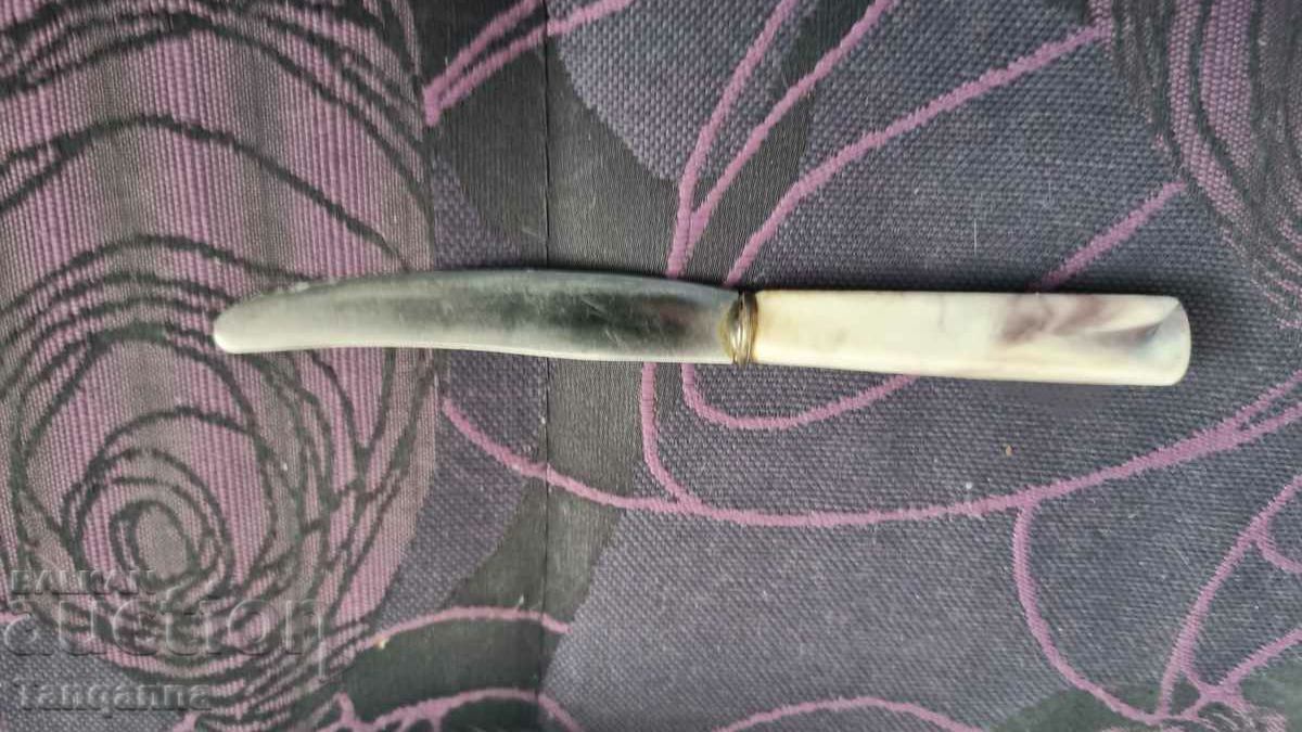 Auction An old knife Auction An old knife