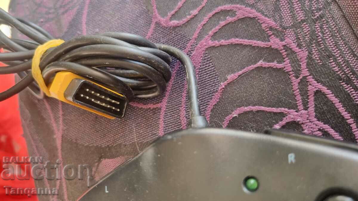 joystick cu preț 12.00 BGN | € 6.14 joystick cu preț 12.00 BGN | € 6.14