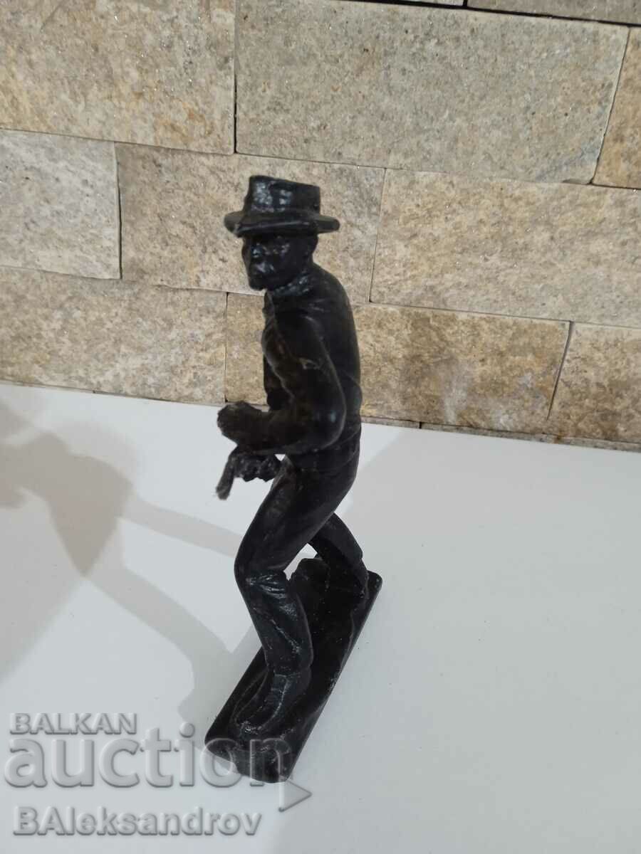 Μεγάλο συλλεκτικό ειδώλιο Kalboets με τιμή 11.00 BGN | € 5.62 Μεγάλο συλλεκτικό ειδώλιο Kalboets με τιμή 11.00 BGN | € 5.62