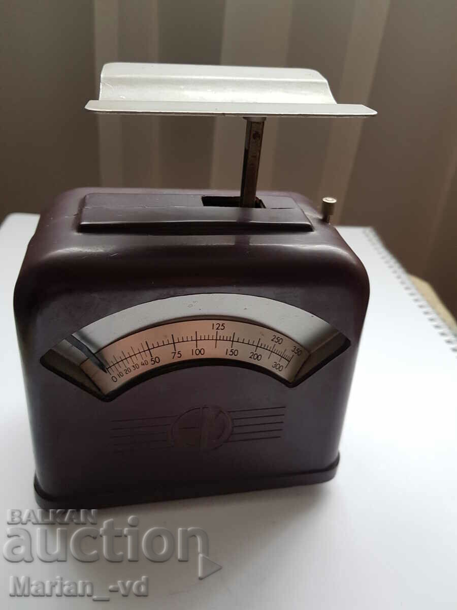 Delivery of Old bakelite scale