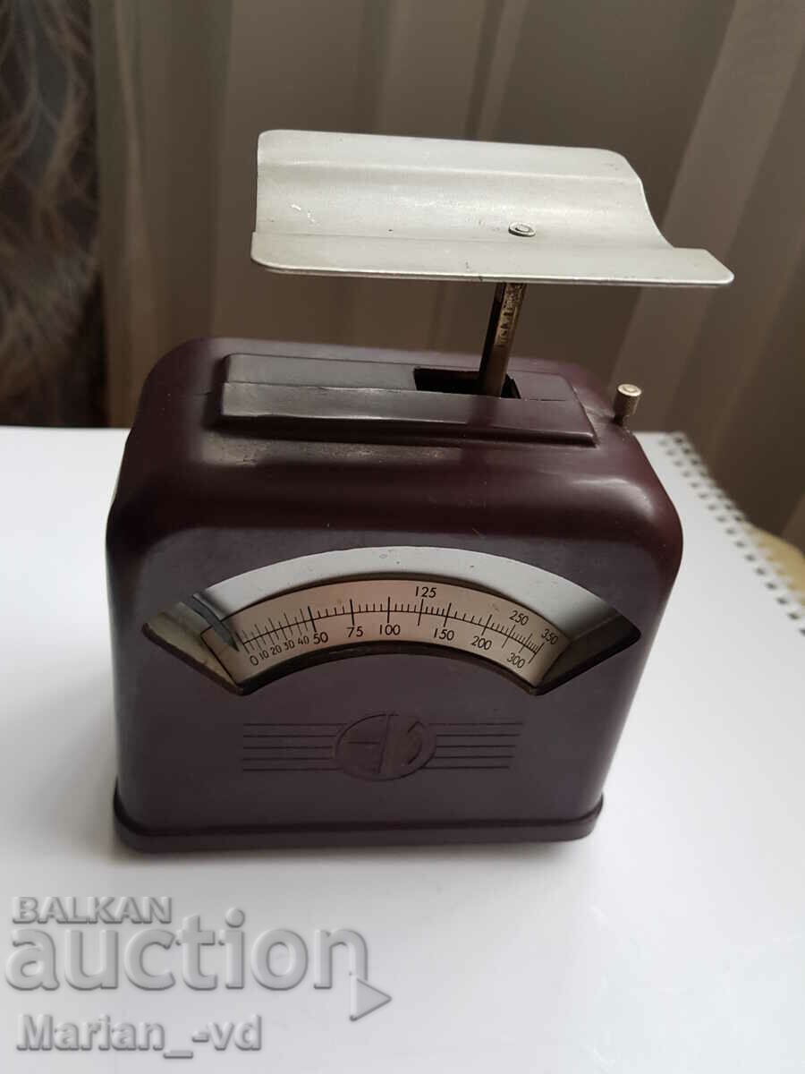 Old bakelite scale - 7