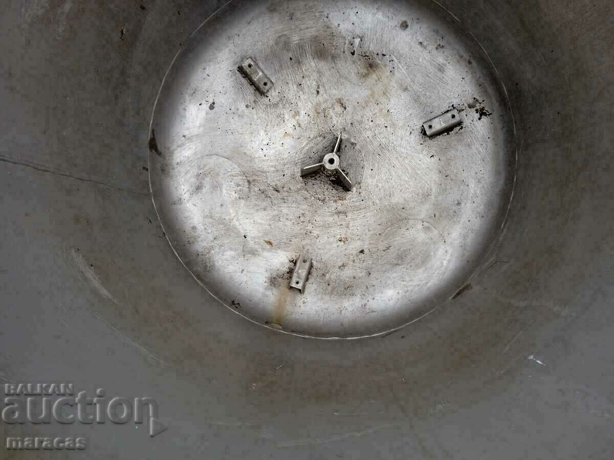 Licitație Vas industrial mare din nichel cromat