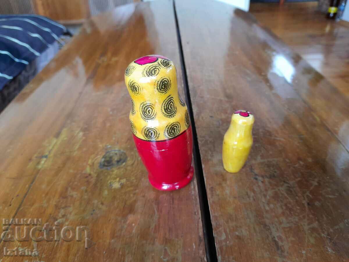 Delivery of Old Matryoshka, matryoshka dolls