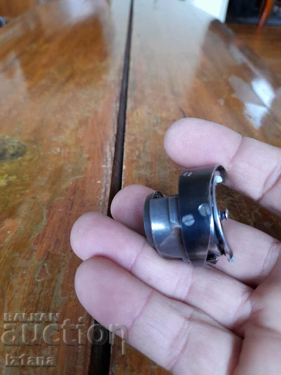 Auction Sewing machine shuttle Auction Sewing machine shuttle