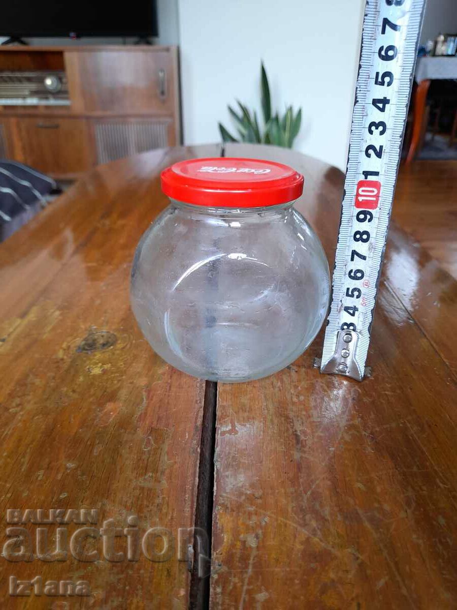 Παράδοση Παλιό βάζο Coca Cola, Coca Cola