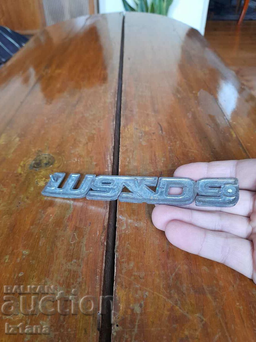 Delivery of Mazda emblem Delivery of Mazda emblem