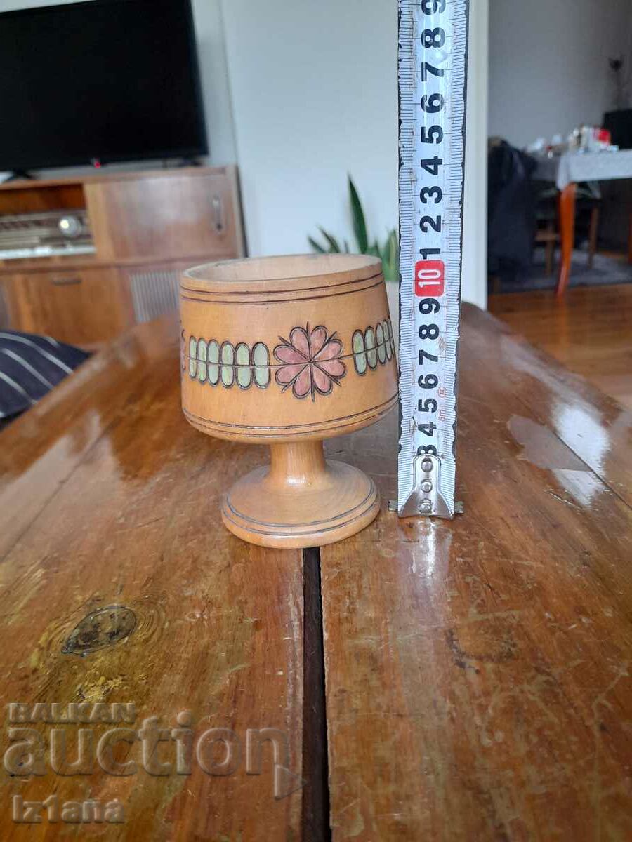 An old wooden cup with price 15.00 BGN | € 7.67 An old wooden cup with price 15.00 BGN | € 7.67
