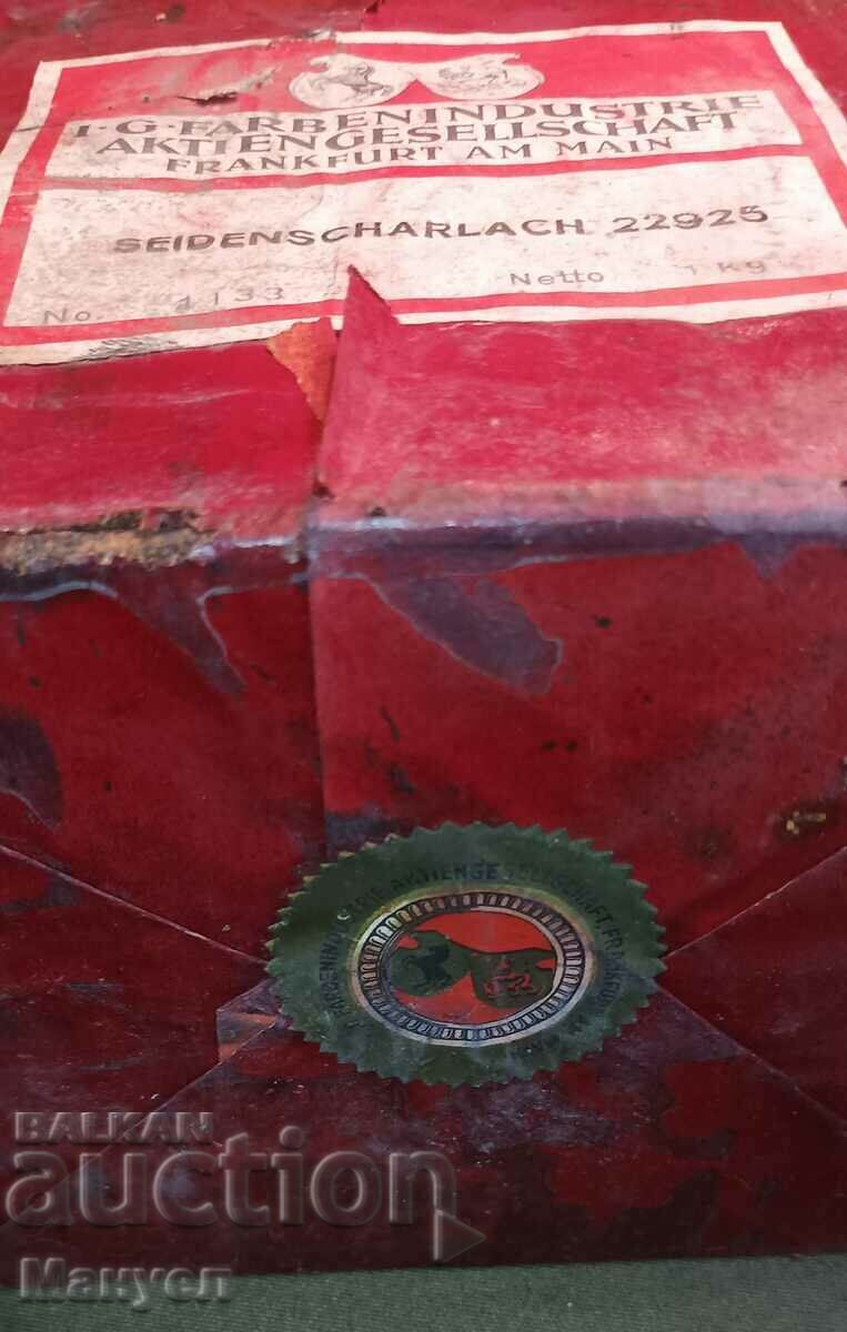 Old Aniline dye for textiles. with price 109.90 BGN | € 56.19 Old Aniline dye for textiles. with price 109.90 BGN | € 56.19