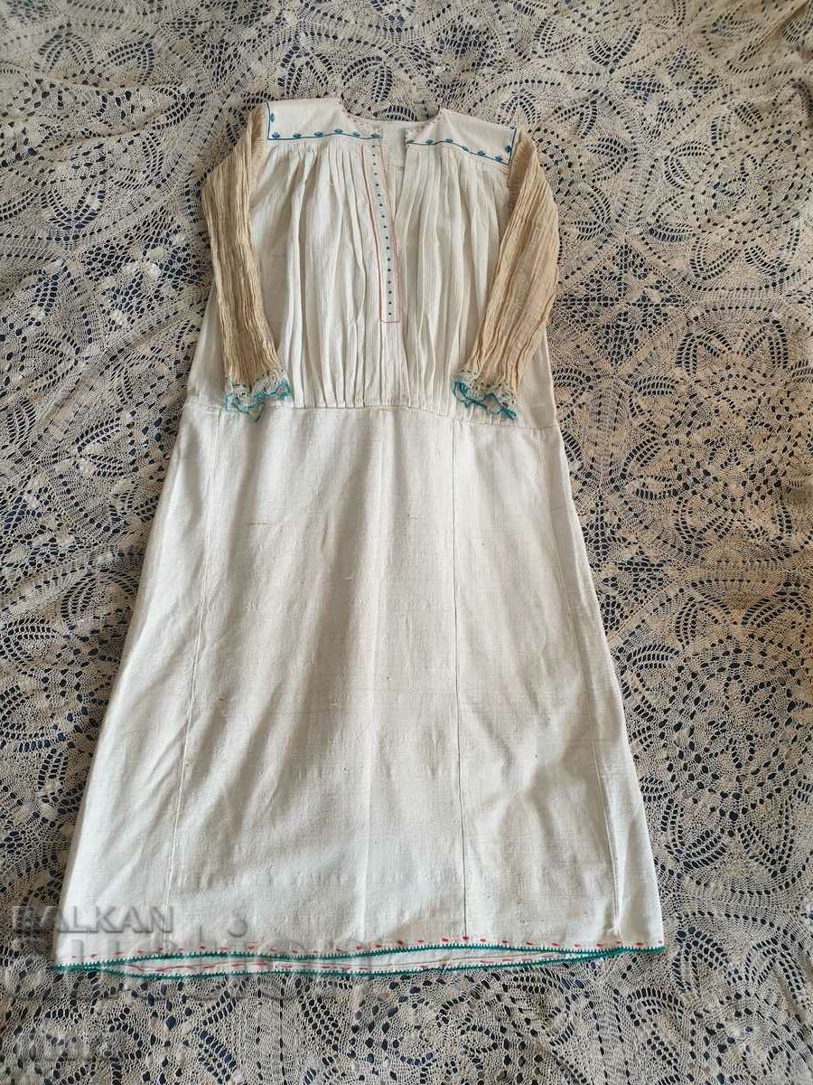 Authentic costume shirt with price 120.00 BGN | € 61.36 Authentic costume shirt with price 120.00 BGN | € 61.36