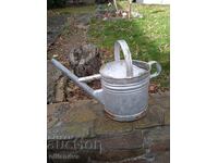 Retro watering can