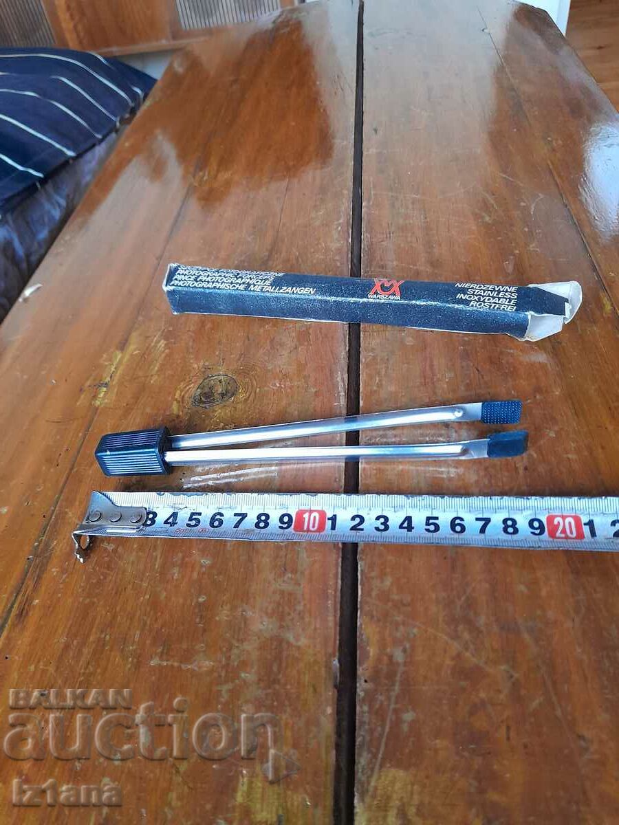 Auction Old photographic pinch Auction Old photographic pinch