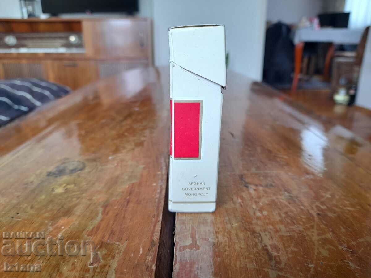 Παλιό κουτί τσιγάρα Femina, Femina με τιμή 10.00 BGN | € 5.11 Παλιό κουτί τσιγάρα Femina, Femina με τιμή 10.00 BGN | € 5.11