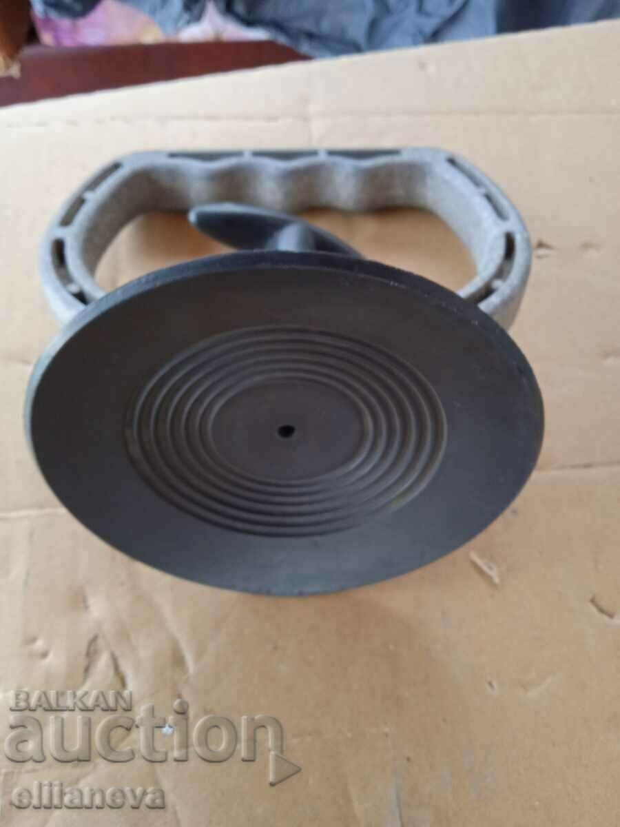 Delivery of Retro vacuum cleaner Delivery of Retro vacuum cleaner