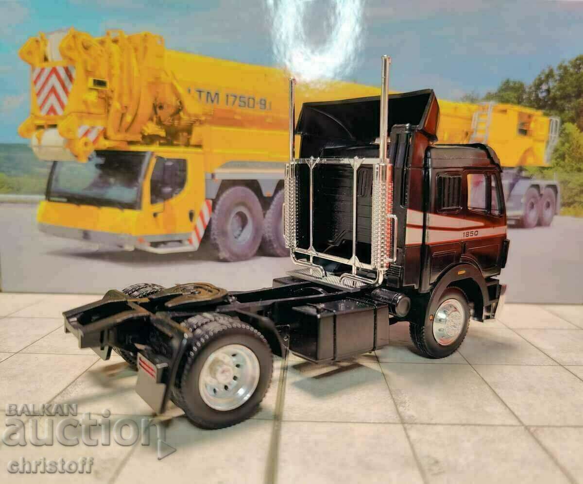 Аукцион Мерцедес SK1850 1/43 Аукцион Мерцедес SK1850 1/43