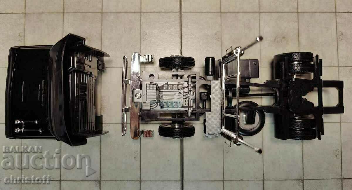 Мерцедес SK1850 1/43 - 6 Мерцедес SK1850 1/43 - 6