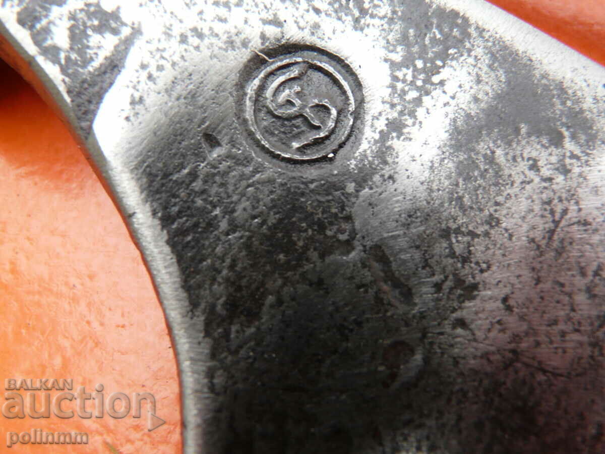 Old pioneer ax - 207 with price 100.00 BGN | € 51.13 Old pioneer ax - 207 with price 100.00 BGN | € 51.13