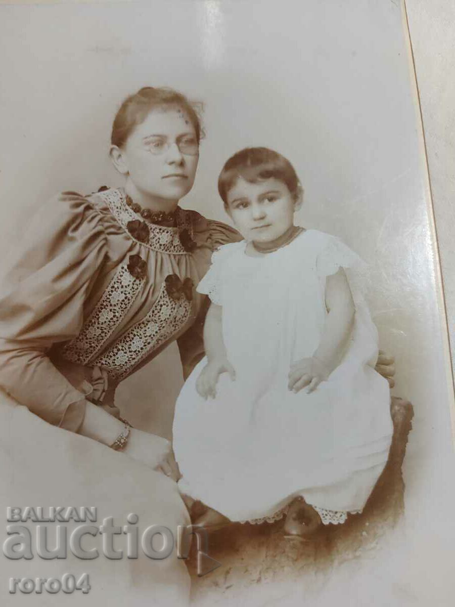 HONORI MARCOLESCO - COURT PHOTOGRAPHER • TARNOVO • - 7 HONORI MARCOLESCO - COURT PHOTOGRAPHER • TARNOVO • - 7