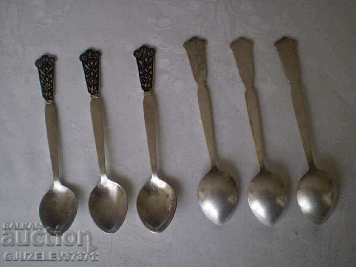 Auction  6 Melchior tea spoons in a box
