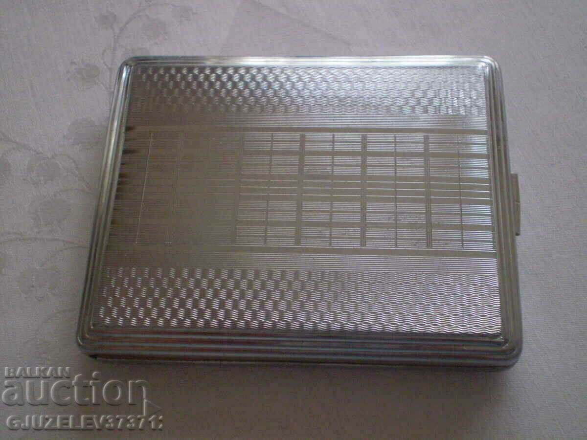Vintage cigarette snuff box nickel Vintage cigarette snuff box nickel