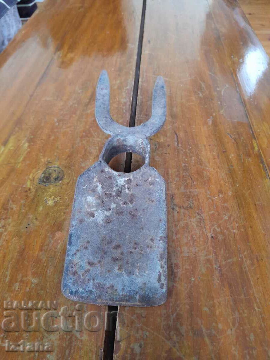 Ancient pick, motif, prawn with price 20.00 BGN | € 10.23 Ancient pick, motif, prawn with price 20.00 BGN | € 10.23