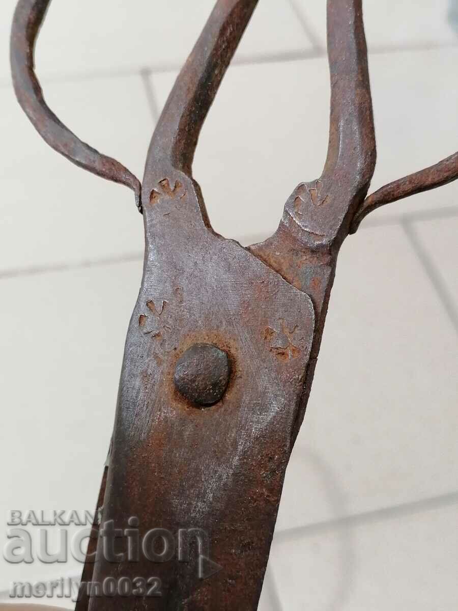 Vintage wrought iron scissors with price 49.00 BGN | € 25.05 Vintage wrought iron scissors with price 49.00 BGN | € 25.05