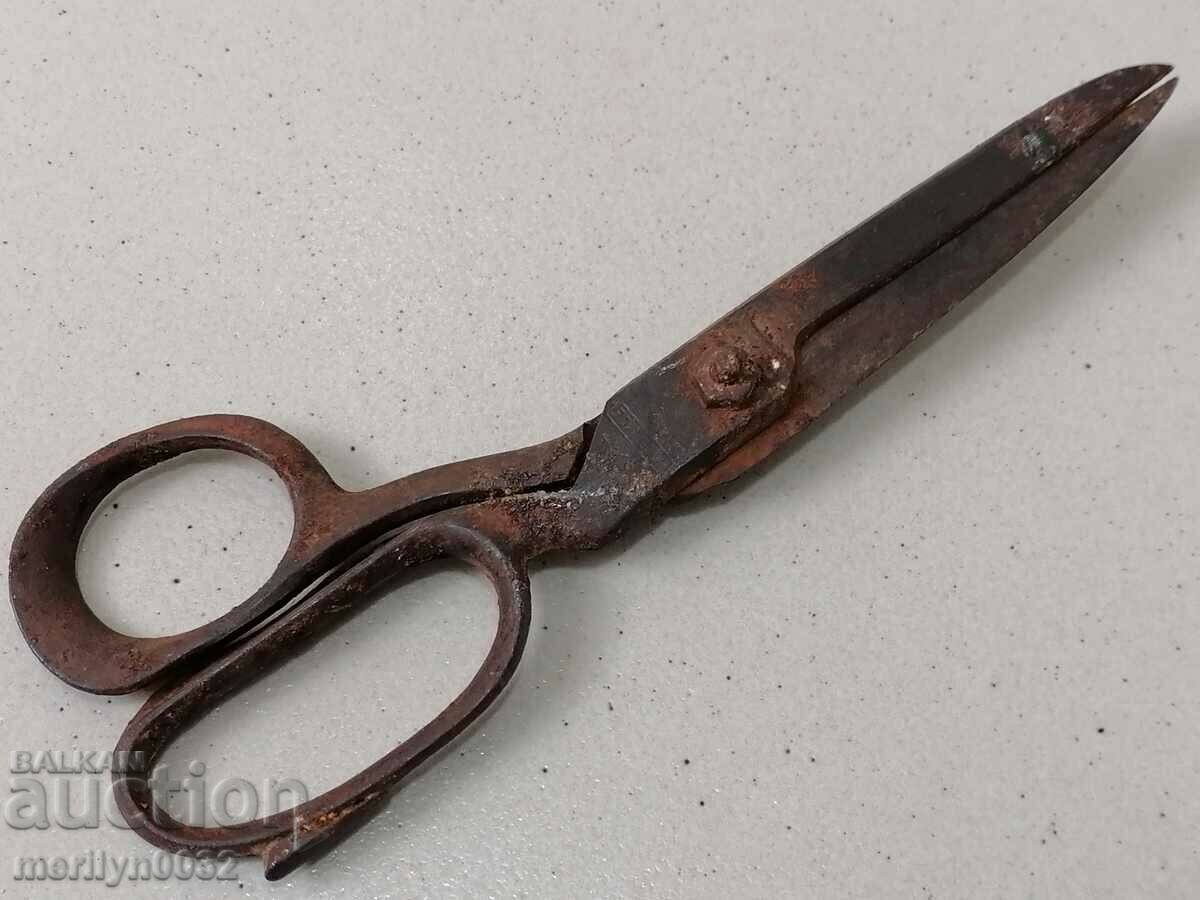 Auction Scissors German brand scissors wrought iron Auction Scissors German brand scissors wrought iron