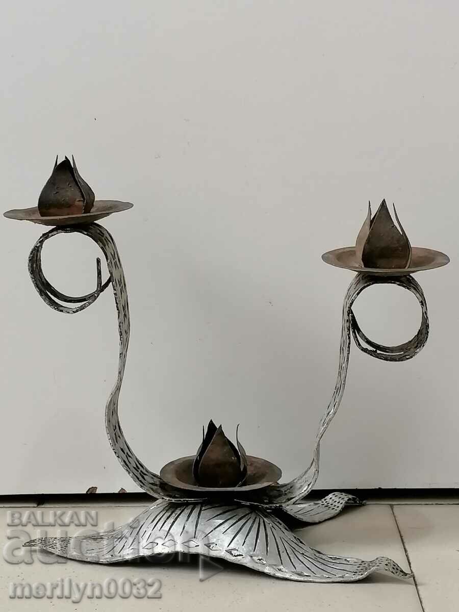 Licitație Vechi forjate lumânare sfeșnic Licitație Vechi forjate lumânare sfeșnic