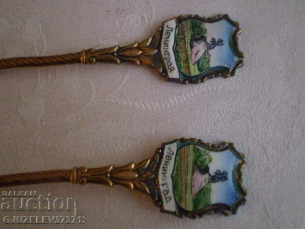 Auction  Retro Two Enamel Leningrad Teaspoons