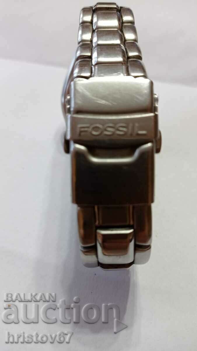 FOSSIL with price 85.00 BGN | € 43.46