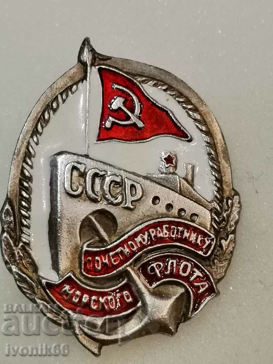 Medal of Honor to the Honorary Worker of the USSR Navy